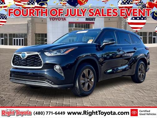 2022 Toyota Highlander Hybrid XLE