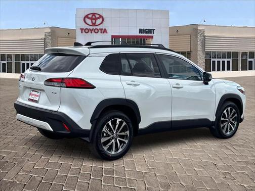 2025 Toyota Corolla Cross XLE