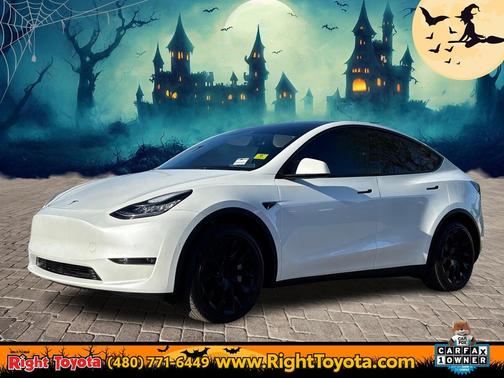 2022 Tesla Model Y Long Range Dual Motor All-Wheel Drive
