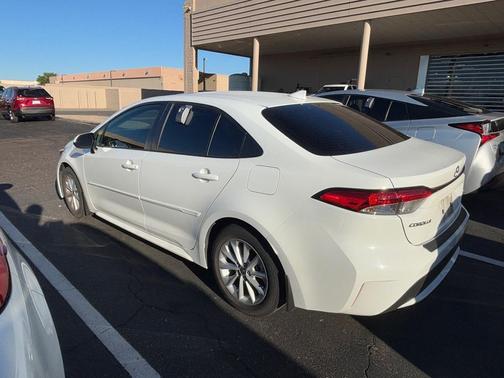2022 Toyota Corolla LE