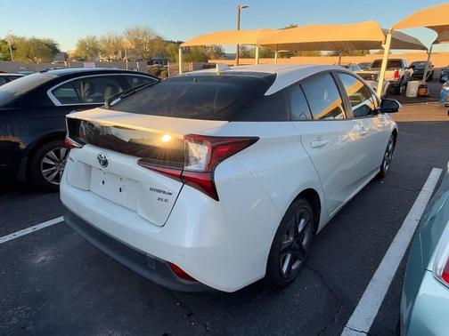 2019 Toyota Prius XLE