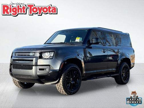 2024 Land Rover Defender 130 P400 Outbound