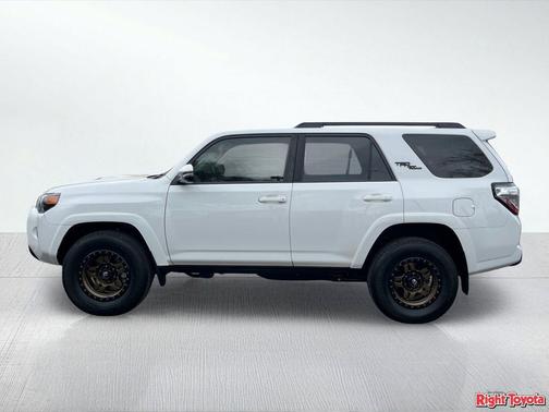 Super White 2019 Toyota 4Runner TRD Off Road Premium