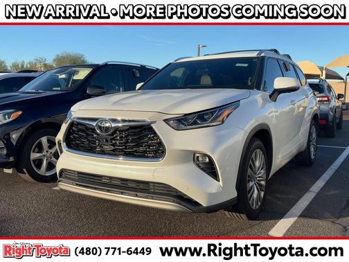 2023 Toyota Highlander Platinum