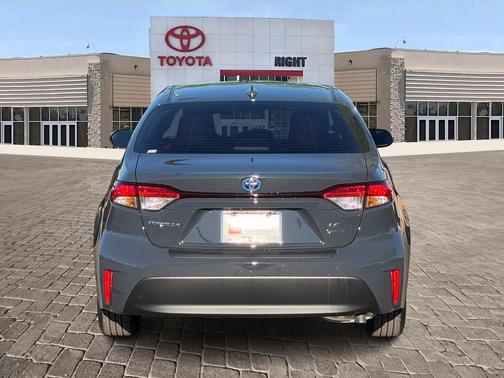 2025 Toyota Corolla Hybrid LE