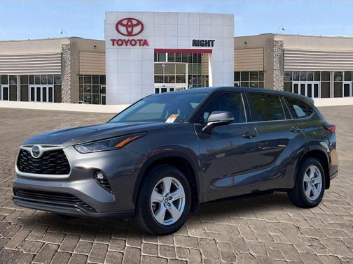 2023 Toyota Highlander LE