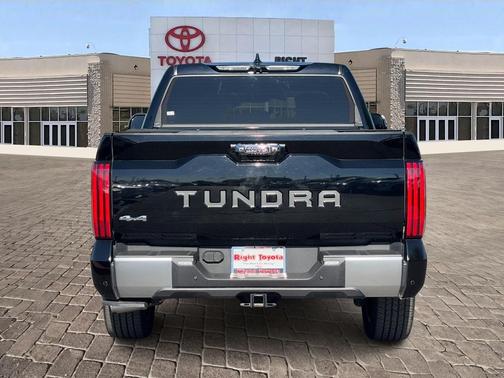 2022 Toyota Tundra Hybrid Capstone