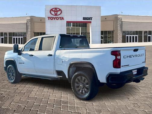 2024 Chevrolet Silverado 2500 Custom