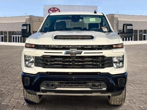 2024 Chevrolet Silverado 2500 Custom