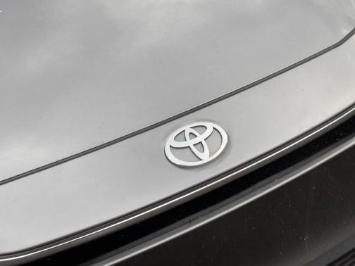 2025 Toyota bZ4X XLE