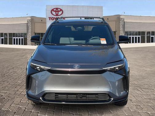 2025 Toyota bZ4X XLE