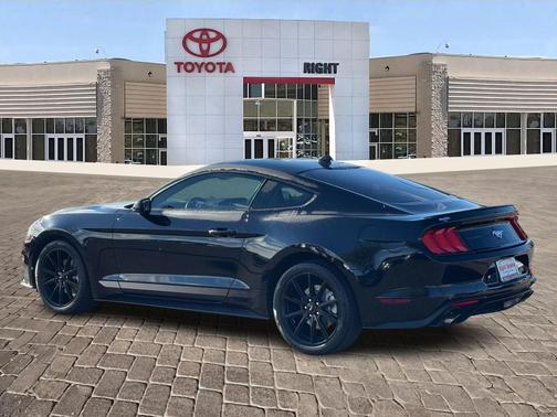2021 Ford Mustang EcoBoost Premium