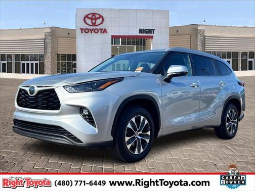 2024 Toyota Highlander XLE