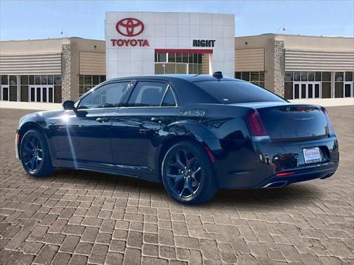 2022 Chrysler 300 Touring