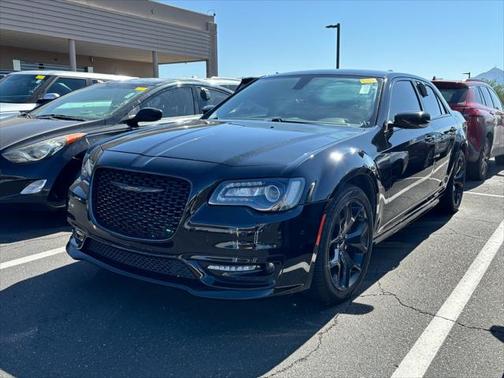 2022 Chrysler 300 Touring