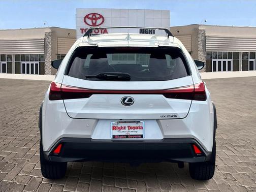 2020 Lexus UX 250h Base