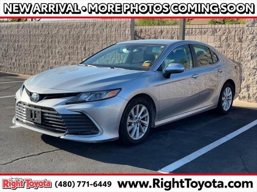 2022 Toyota Camry LE