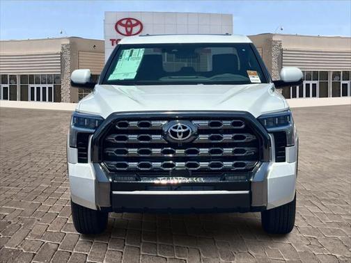 2025 Toyota Tundra Hybrid Platinum