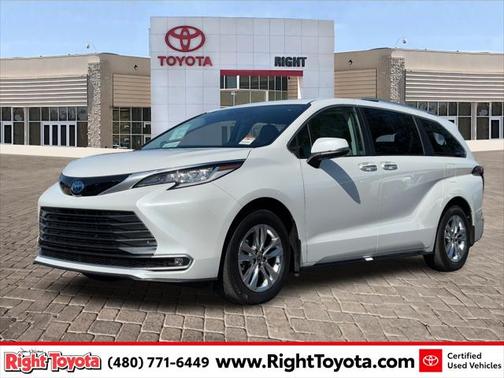 2023 Toyota Sienna Limited 7-Passenger