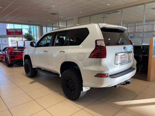 2023 Lexus GX 460 Premium