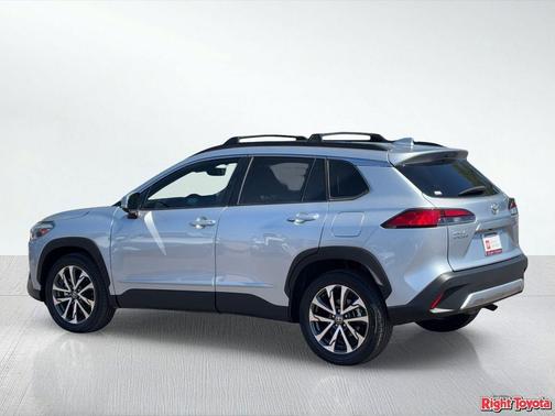 Sonic Silver 2023 Toyota Corolla Cross XLE