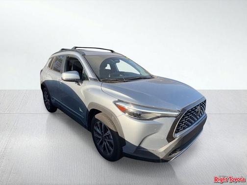 2023 Toyota Corolla Cross XLE