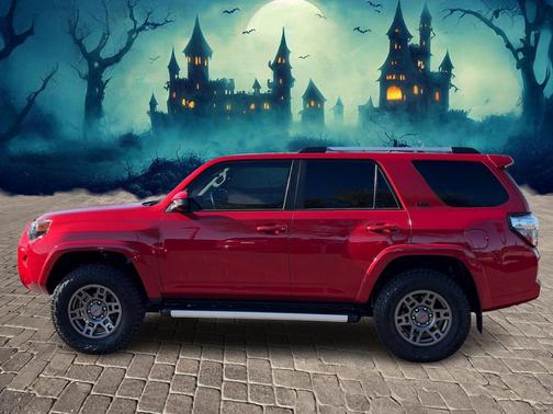 2022 Toyota 4Runner SR5