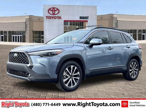 2024 Toyota Corolla Cross XLE
