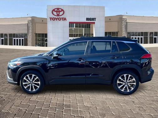 2023 Toyota Corolla Cross XLE