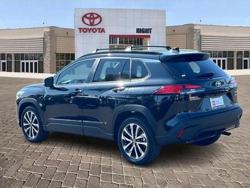 2023 Toyota Corolla Cross XLE