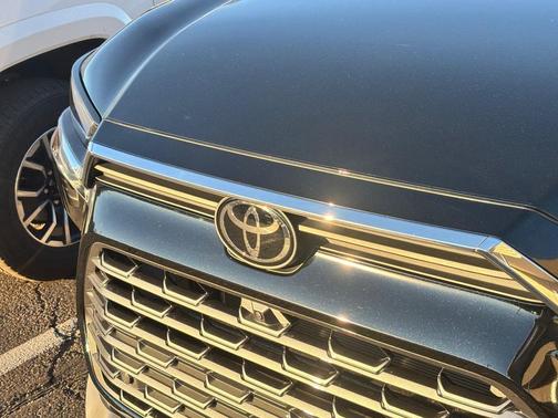 2026 Toyota Grand Highlander Hybrid Limited MAX