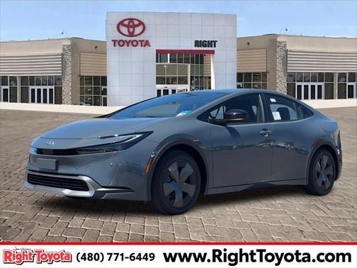 2025 Toyota Prius L