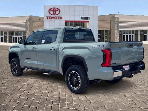 2025 Toyota Tundra SR5