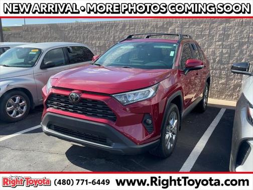 2020 Toyota RAV4 XLE Premium