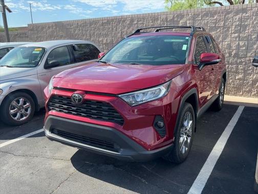 2020 Toyota RAV4 XLE Premium
