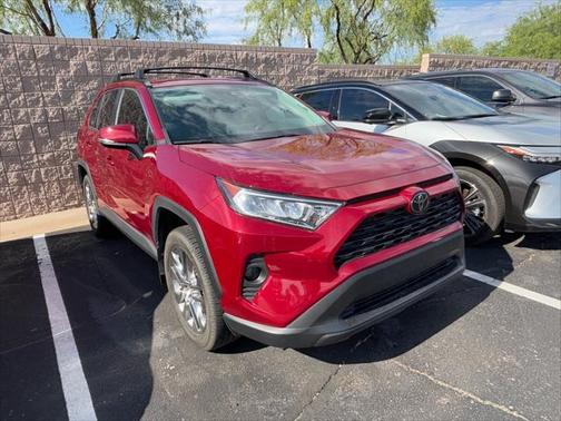 2020 Toyota RAV4 XLE Premium