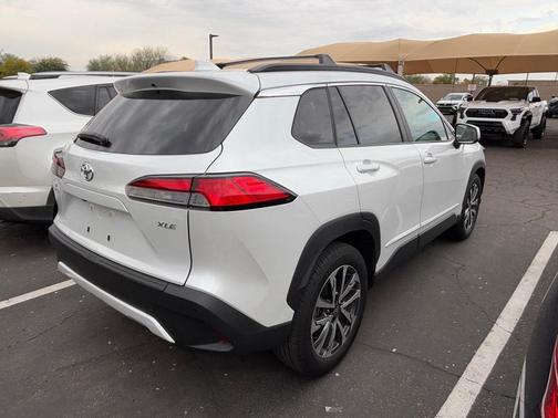 2023 Toyota Corolla Cross XLE