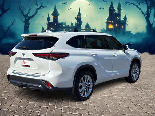 2022 Toyota Highlander Limited