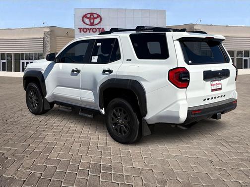 2025 Toyota 4Runner SR5