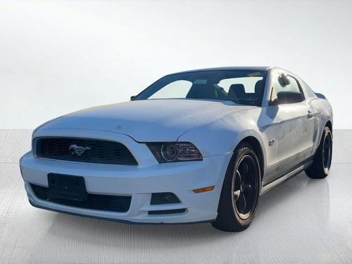 2014 Ford Mustang V6