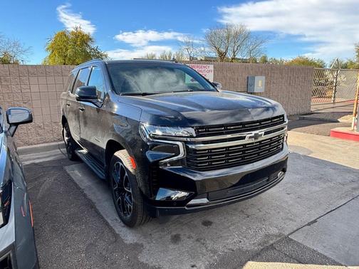 2022 Chevrolet Tahoe 4WD RST
