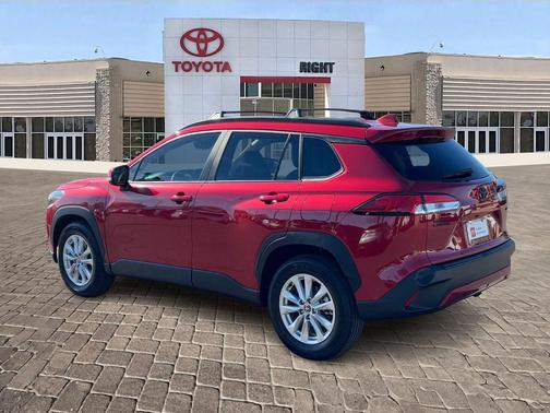 2023 Toyota Corolla Cross LE
