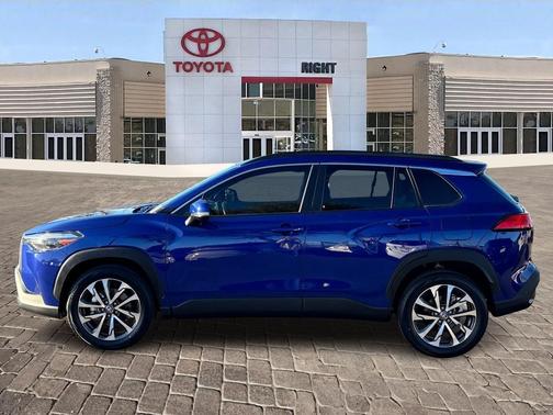 2023 Toyota Corolla Cross XLE