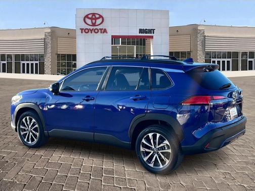 2023 Toyota Corolla Cross XLE