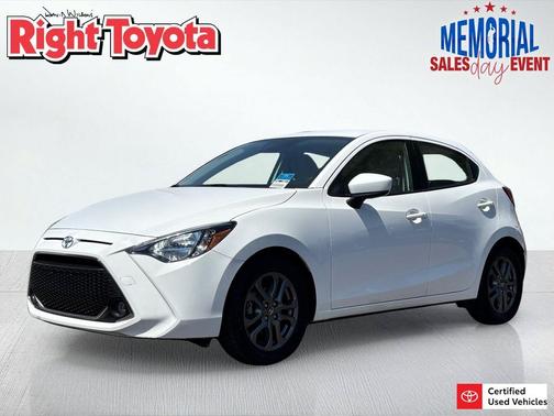 Frost 2020 Toyota Yaris Sedan LE