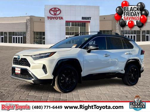 2023 Toyota RAV4 Hybrid SE