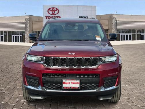 2023 Jeep Grand Cherokee L Laredo