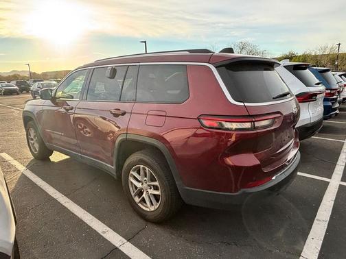 2023 Jeep Grand Cherokee L Laredo