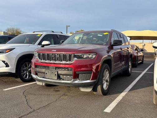 2023 Jeep Grand Cherokee L Laredo