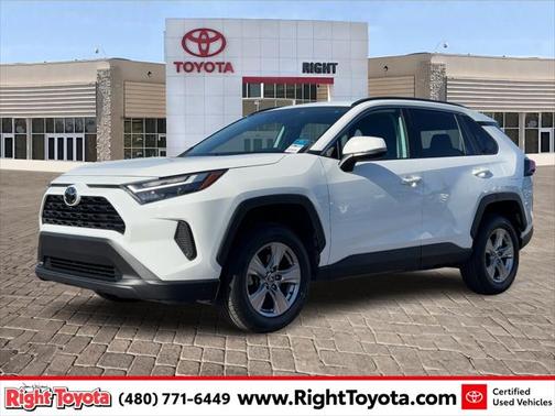 2023 Toyota RAV4 XLE